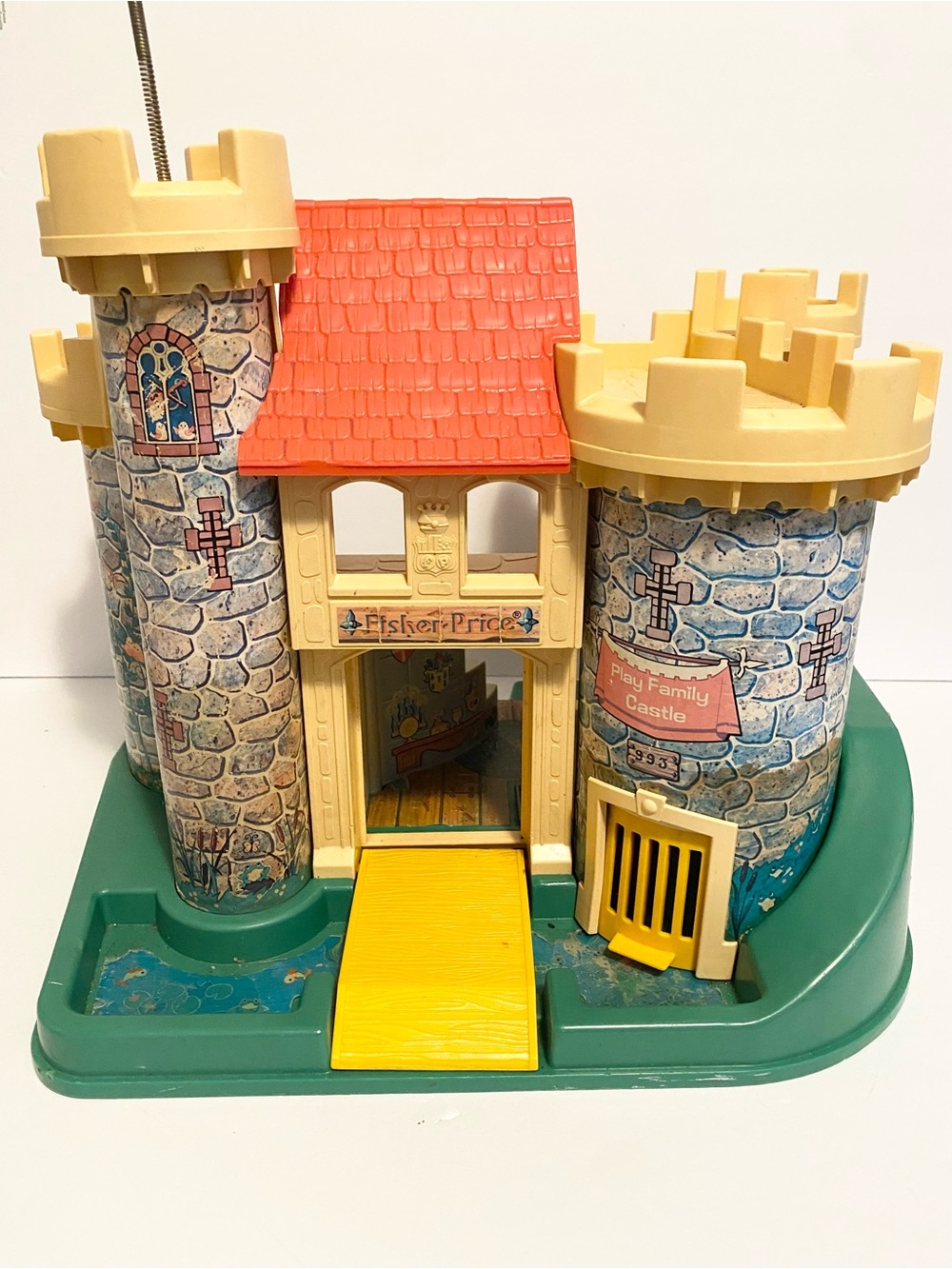 Vintage Fisher Price Family Play Castle 1972 Little People Classic Playset Toy